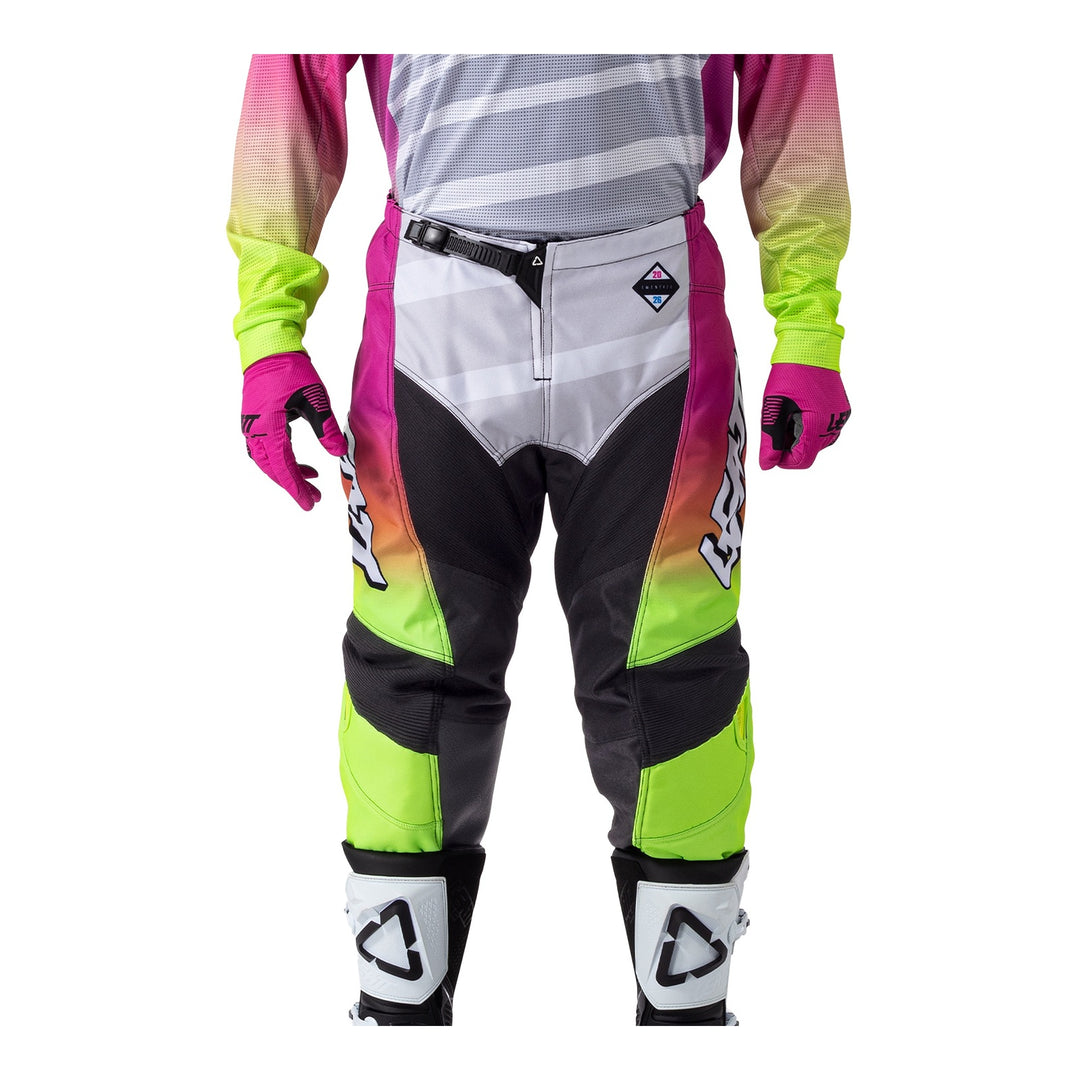 Leatt 2026 3.5 Ride Kit - Retro Pink